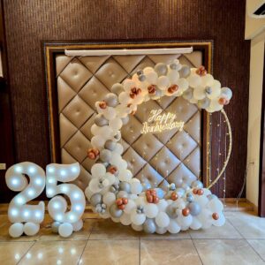 Smiles & Surprises Happy Anniversary Ring Decoration